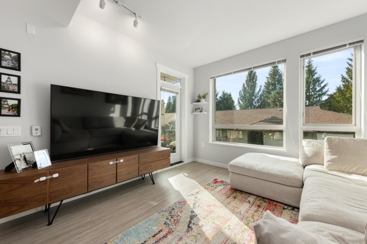 Photo 6 at 311 - 2651 Library Lane, Lynn Valley, North Vancouver