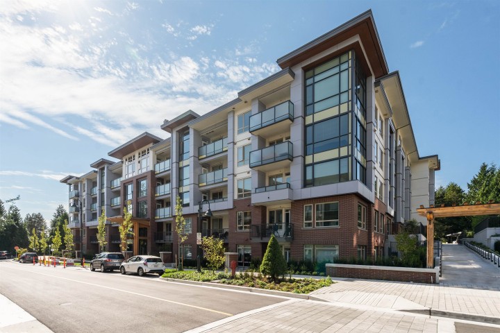 Photo 1 at 311 - 2651 Library Lane, Lynn Valley, North Vancouver