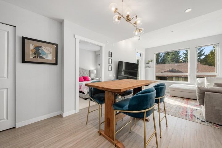 Photo 5 at 311 - 2651 Library Lane, Lynn Valley, North Vancouver