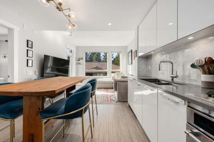 Photo 4 at 311 - 2651 Library Lane, Lynn Valley, North Vancouver