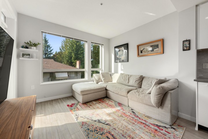 Photo 8 at 311 - 2651 Library Lane, Lynn Valley, North Vancouver