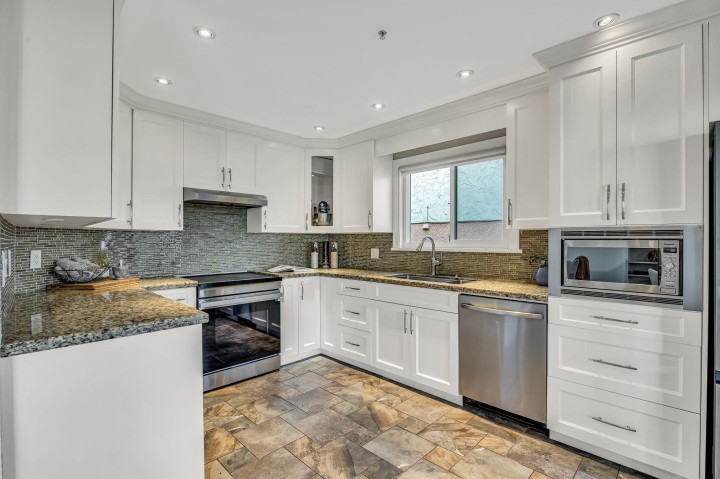 Photo 28 at 3191 E 8th Avenue, Renfrew VE, Vancouver East