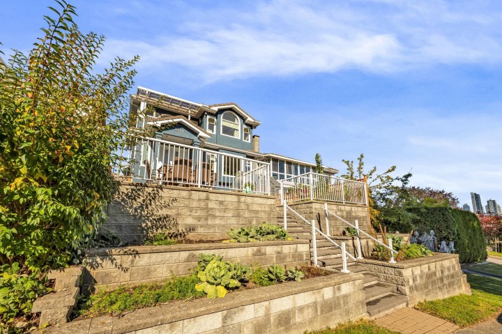 Photo 38 at 3191 E 8th Avenue, Renfrew VE, Vancouver East