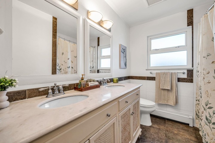 Photo 15 at 3191 E 8th Avenue, Renfrew VE, Vancouver East