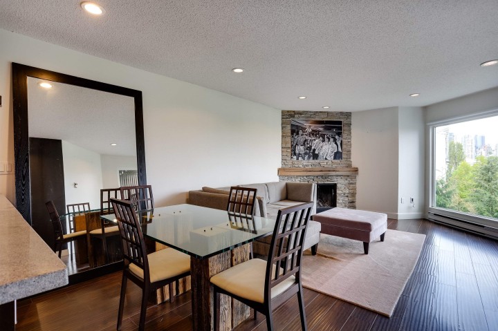 Photo 3 at 305 - 1365 W 4th Avenue, False Creek, Vancouver West