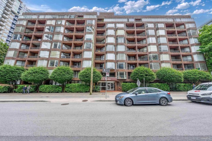 Photo 1 at 512 - 950 Drake Street, Downtown VW, Vancouver West