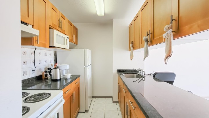 Photo 4 at 512 - 950 Drake Street, Downtown VW, Vancouver West