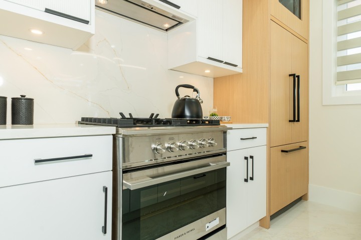 Photo 6 at 1554 W 66th Avenue, S.W. Marine, Vancouver West