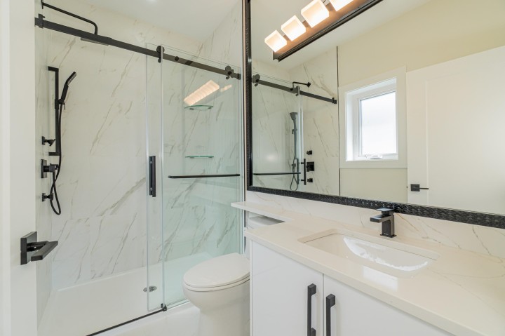 Photo 10 at 1554 W 66th Avenue, S.W. Marine, Vancouver West