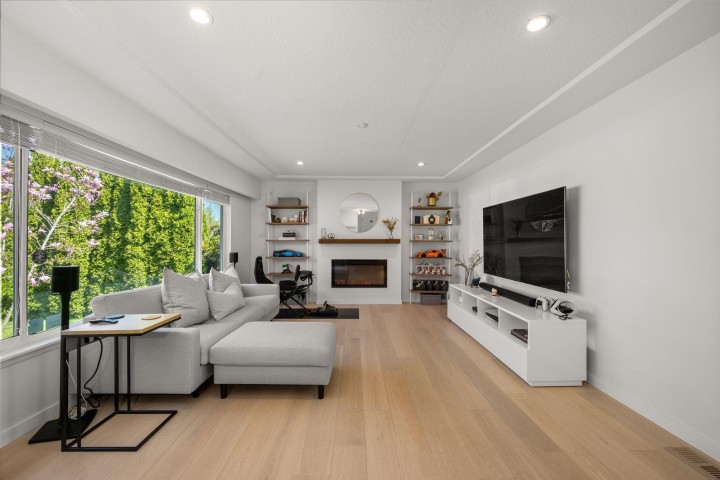 Photo 2 at 2566 Mcbain Avenue, Quilchena, Vancouver West