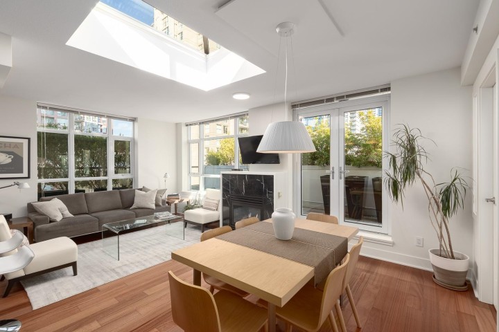 Photo 1 at PH803 - 988 Richards Street, Yaletown, Vancouver West