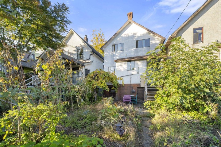 Photo 3 at 858 Union Street, Strathcona, Vancouver East