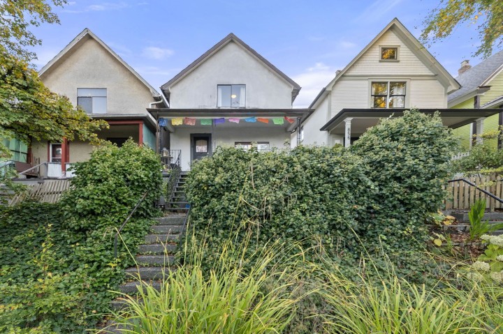 Photo 1 at 858 Union Street, Strathcona, Vancouver East