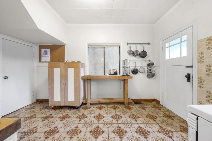 Photo 14 at 858 Union Street, Strathcona, Vancouver East