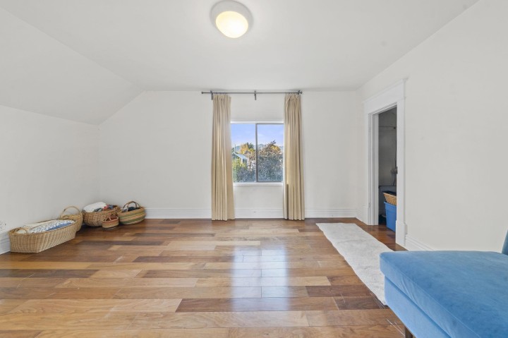 Photo 29 at 858 Union Street, Strathcona, Vancouver East