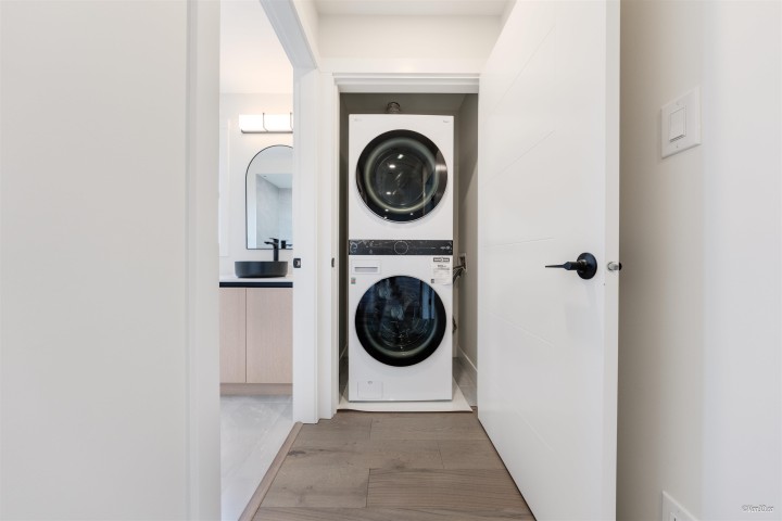 Photo 9 at 202 - 5092 Slocan Street, Collingwood VE, Vancouver East