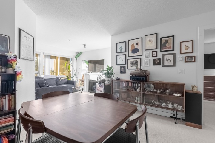 Photo 3 at 305 - 4550 Fraser Street, Fraser VE, Vancouver East