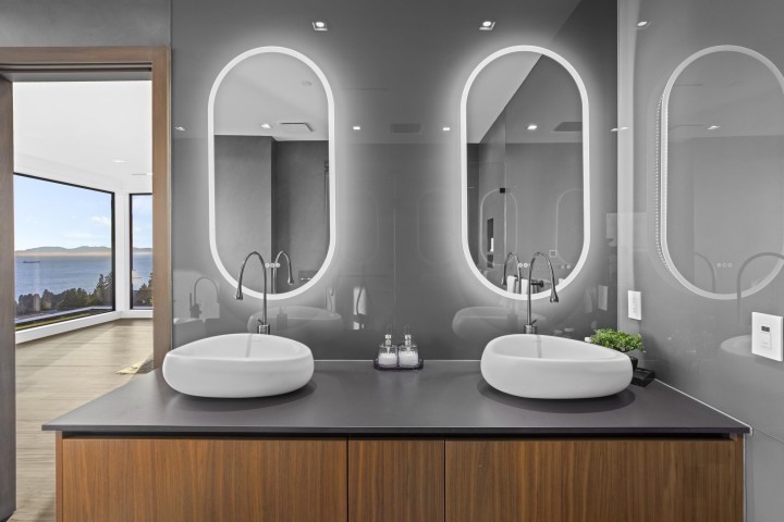 Photo 33 at 1840 Orchard Way, Queens, West Vancouver