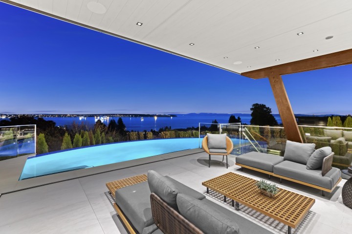 Photo 15 at 1840 Orchard Way, Queens, West Vancouver