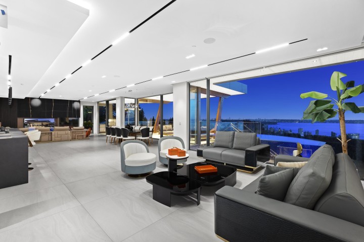 Photo 8 at 1840 Orchard Way, Queens, West Vancouver