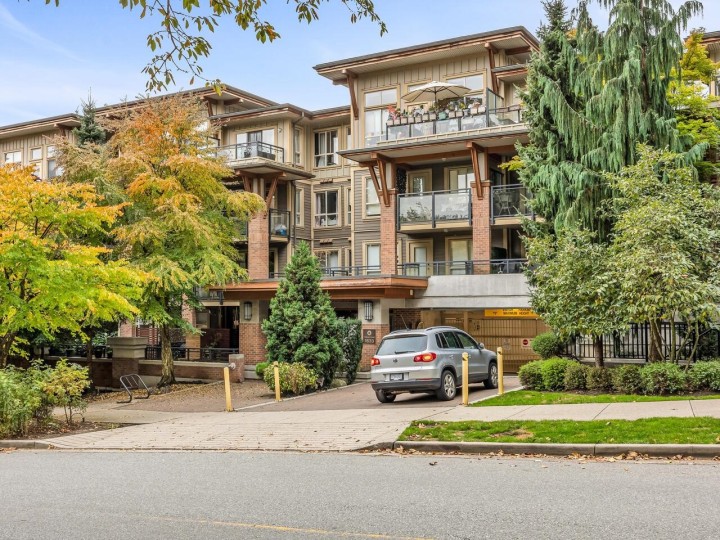 Photo 2 at 119 - 1633 Mackay Avenue, Pemberton NV, North Vancouver