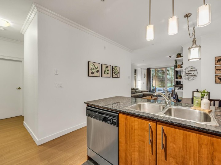 Photo 6 at 119 - 1633 Mackay Avenue, Pemberton NV, North Vancouver