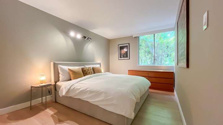 Photo 11 at 102 - 2016 Fullerton Avenue, Pemberton NV, North Vancouver