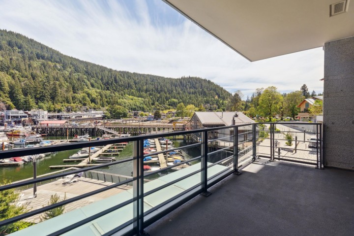 Photo 13 at 503 - 6707 Nelson Avenue, Horseshoe Bay WV, West Vancouver