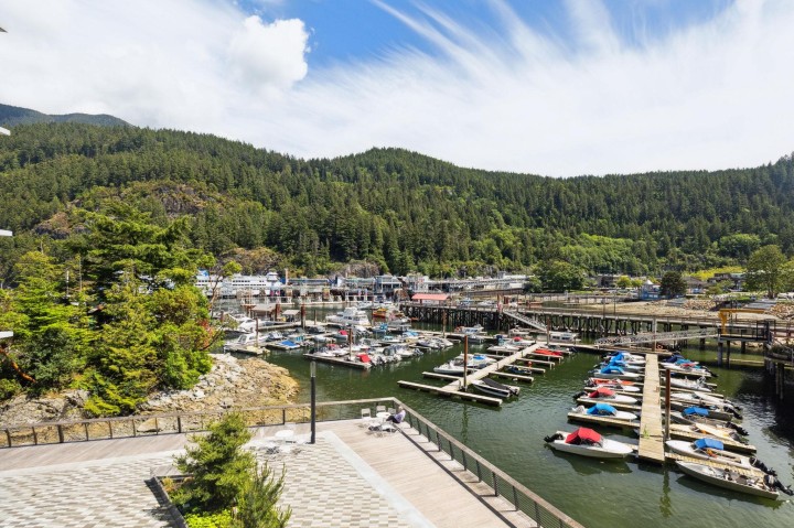Photo 16 at 503 - 6707 Nelson Avenue, Horseshoe Bay WV, West Vancouver