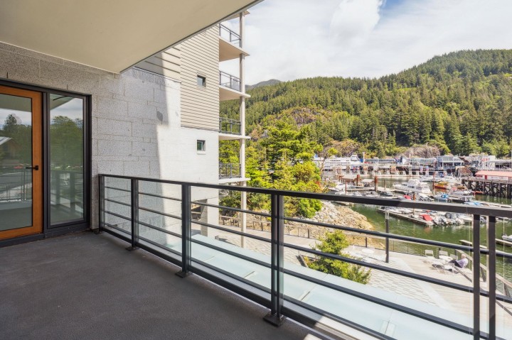 Photo 14 at 503 - 6707 Nelson Avenue, Horseshoe Bay WV, West Vancouver