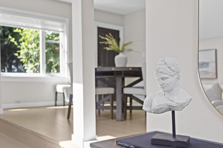 Photo 3 at 1232 W 21st Street, Pemberton Heights, North Vancouver