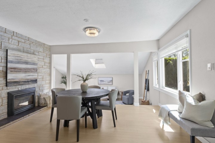 Photo 5 at 1232 W 21st Street, Pemberton Heights, North Vancouver