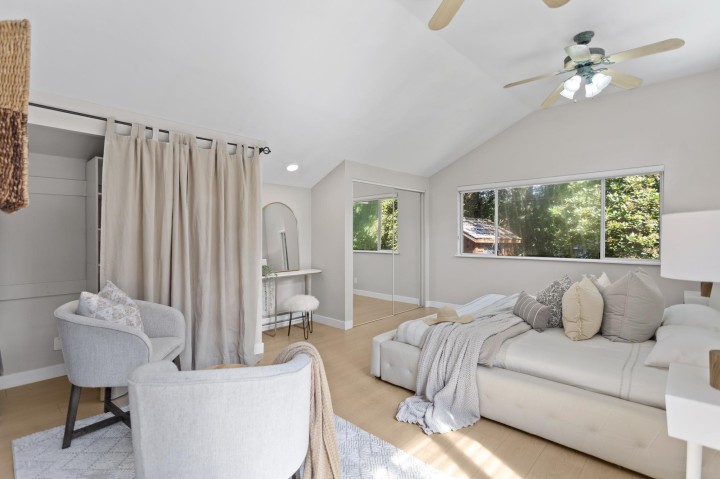 Photo 11 at 1232 W 21st Street, Pemberton Heights, North Vancouver