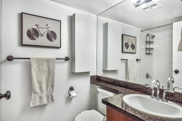 Photo 17 at 305 - 235 W 4th Street, Lower Lonsdale, North Vancouver