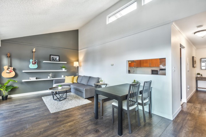 Photo 3 at 305 - 235 W 4th Street, Lower Lonsdale, North Vancouver