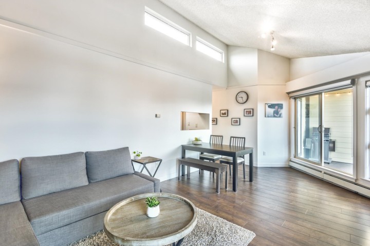 Photo 5 at 305 - 235 W 4th Street, Lower Lonsdale, North Vancouver