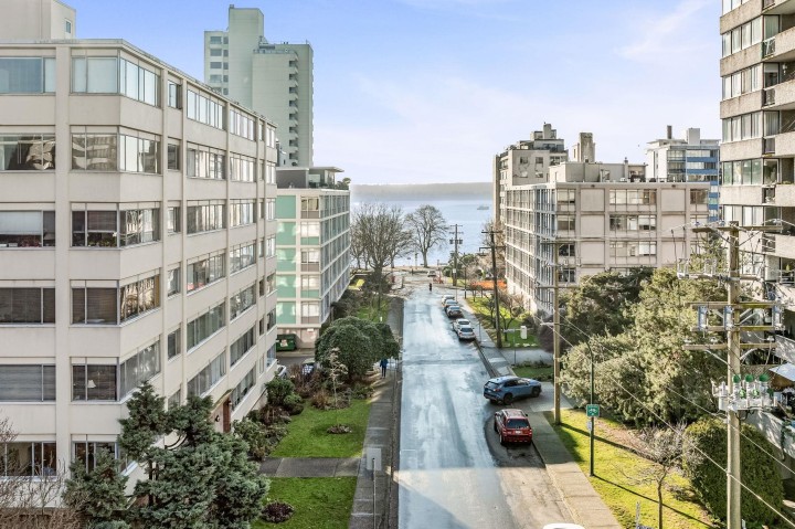 Photo 20 at 301 - 1050 Chilco Street, West End VW, Vancouver West