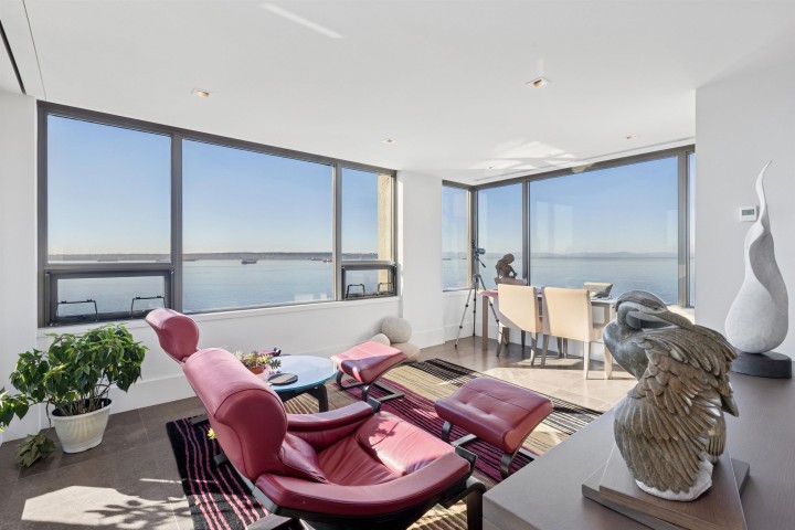 Photo 20 at 9 - 2250 Bellevue Avenue, Dundarave, West Vancouver