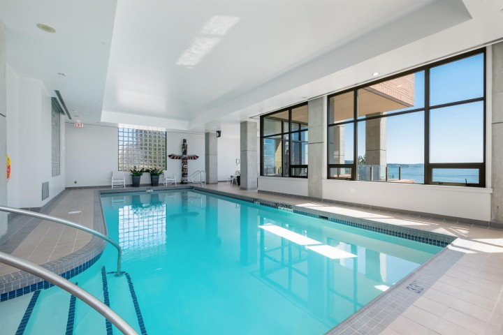 Photo 35 at 9 - 2250 Bellevue Avenue, Dundarave, West Vancouver