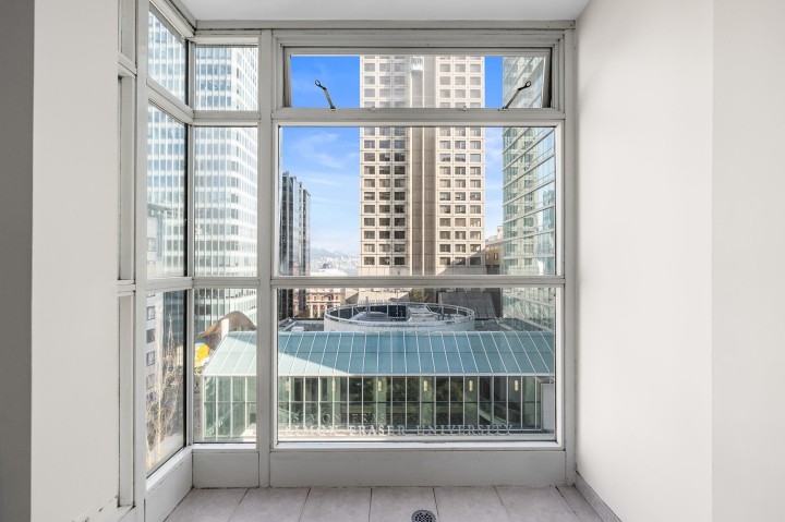 Photo 13 at 805 - 438 Seymour Street, Downtown VW, Vancouver West