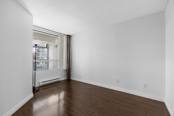 Photo 16 at 805 - 438 Seymour Street, Downtown VW, Vancouver West