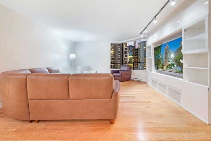 Photo 13 at 601 - 738 Broughton Street, West End VW, Vancouver West