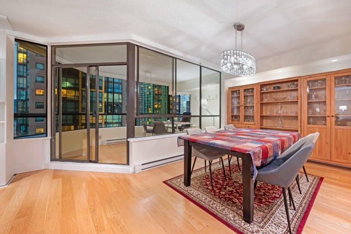 Photo 9 at 601 - 738 Broughton Street, West End VW, Vancouver West