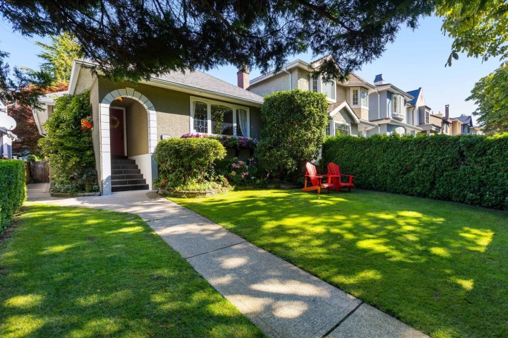 Photo 6 at 2857 W 35th Avenue, MacKenzie Heights, Vancouver West