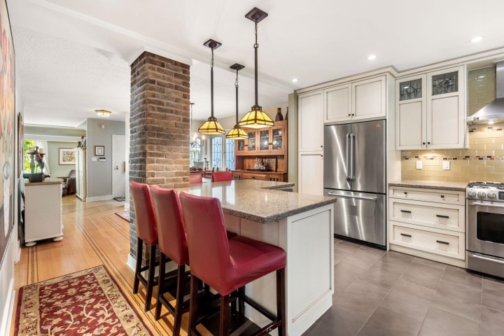 Photo 9 at 2857 W 35th Avenue, MacKenzie Heights, Vancouver West