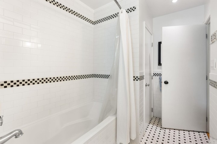 Photo 29 at 2857 W 35th Avenue, MacKenzie Heights, Vancouver West