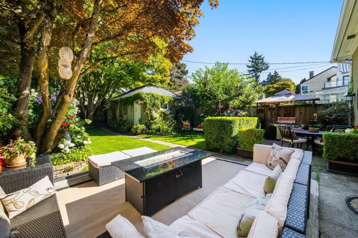 Photo 8 at 2857 W 35th Avenue, MacKenzie Heights, Vancouver West