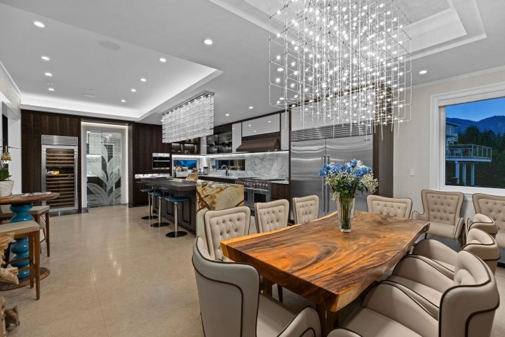 Photo 16 at 1436 Sandhurst Place, Chartwell, West Vancouver