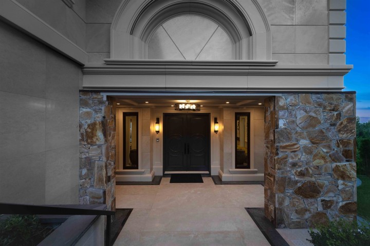 Photo 5 at 1436 Sandhurst Place, Chartwell, West Vancouver