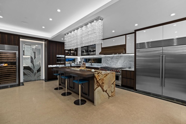 Photo 15 at 1436 Sandhurst Place, Chartwell, West Vancouver